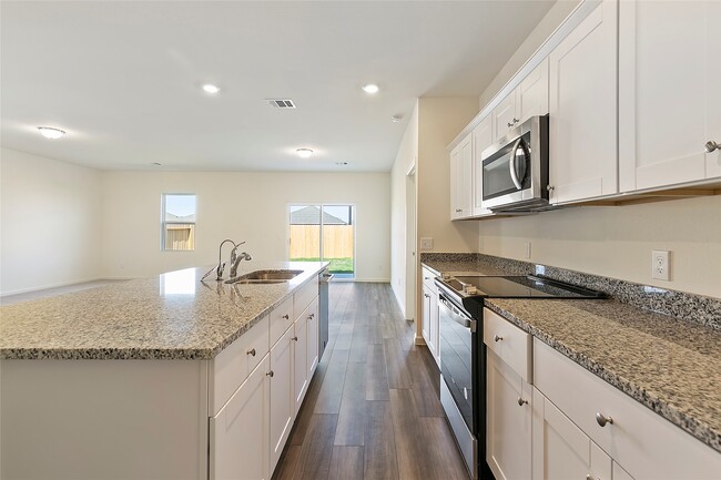 Building Photo - 1021 Lacebark Pne Ln Rental