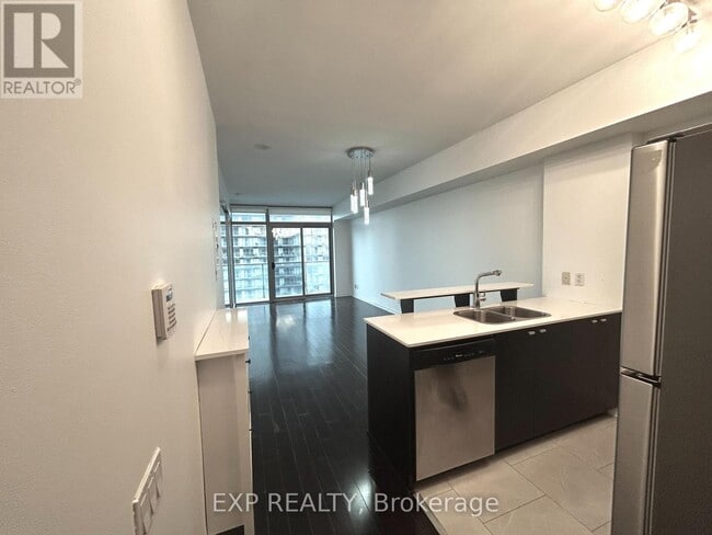 Photo - 103 The Queensway Unit 2108