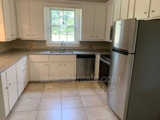 Photo - 8861 Warren H Abernathy Hwy