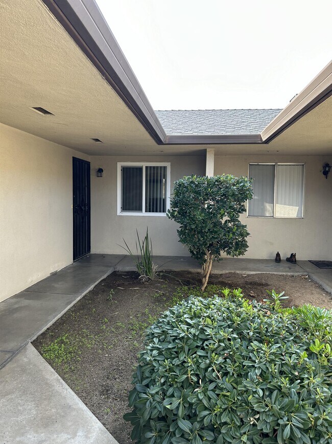 Photo - 3509 Shawnee Dr Unit 1