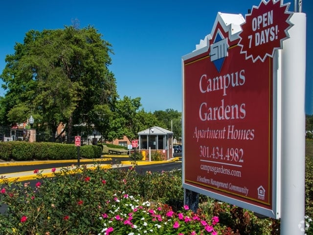 Photo - Campus Gardens