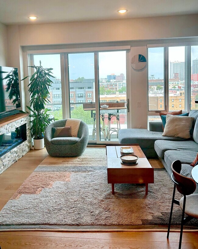 Photo - 332 Newark Ave Unidad 6C