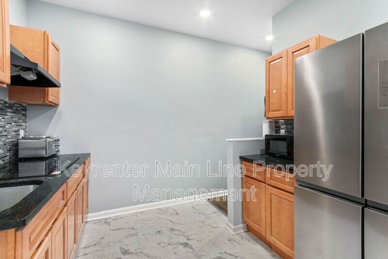 Photo - 1610 Dyre St Apartment Unit B2