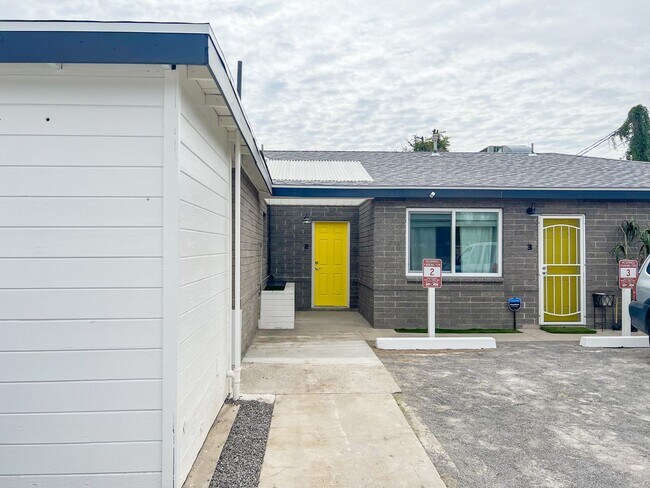 Building Photo - A591 Unit 6848-02