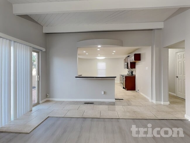 Photo - 9800 Denali Rd NE