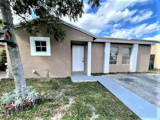 Photo - 19922 NW 67th Pl