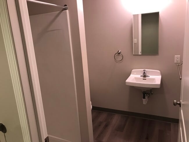 Photo - 201 5th Ave Unit 3