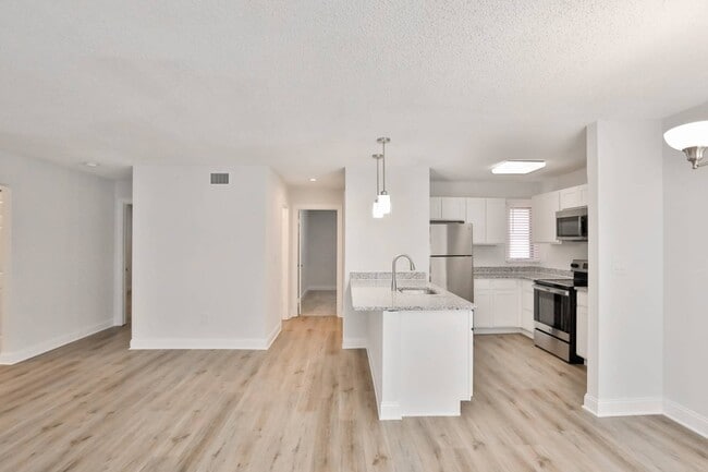 Photo - 108 High Rock Ave