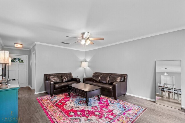 149 Charles Ave