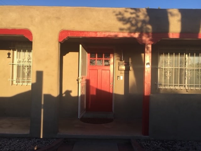 Photo - 1352 Vassar Drive Northeast Casa Unidad 1