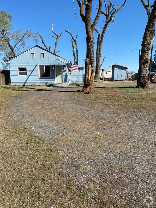 Building Photo - Cozy 2 Bedroom on Mae Valley Rd!! Rental