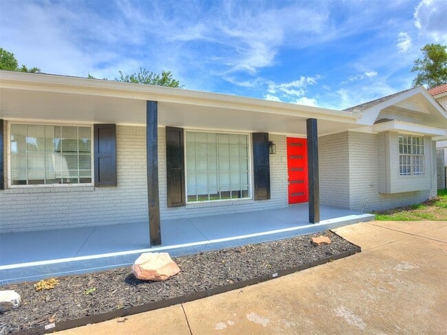 6312 Overcourt Manor