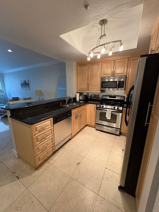 Photo - Spacious fully furnished 1 bedroom condo l...