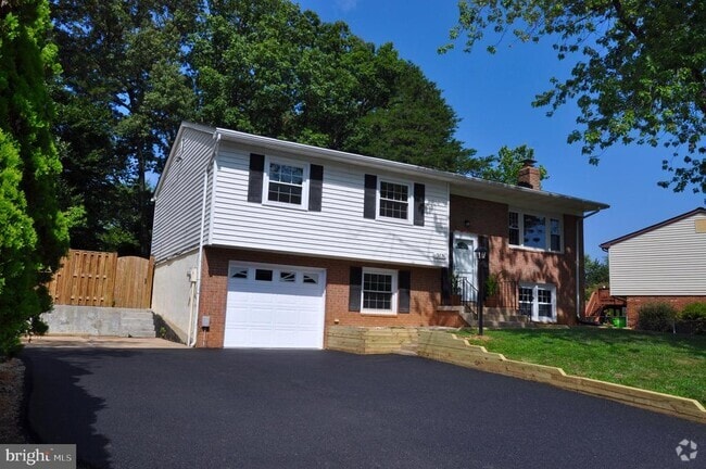 Building Photo - 13831 Delaney Rd Rental