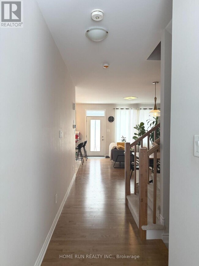 Photo - 1892 Haiku St