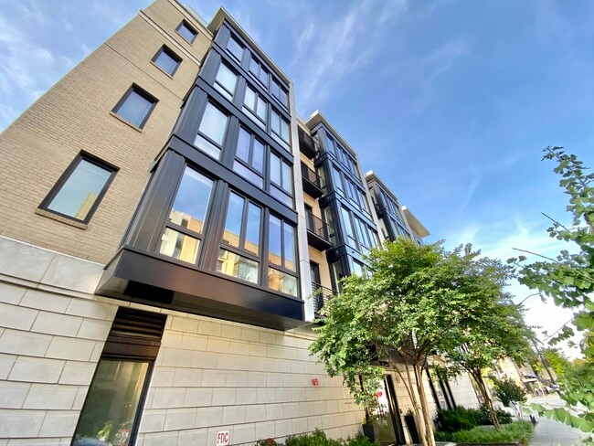 Photo - 1405 W St NW Condo Unit 501