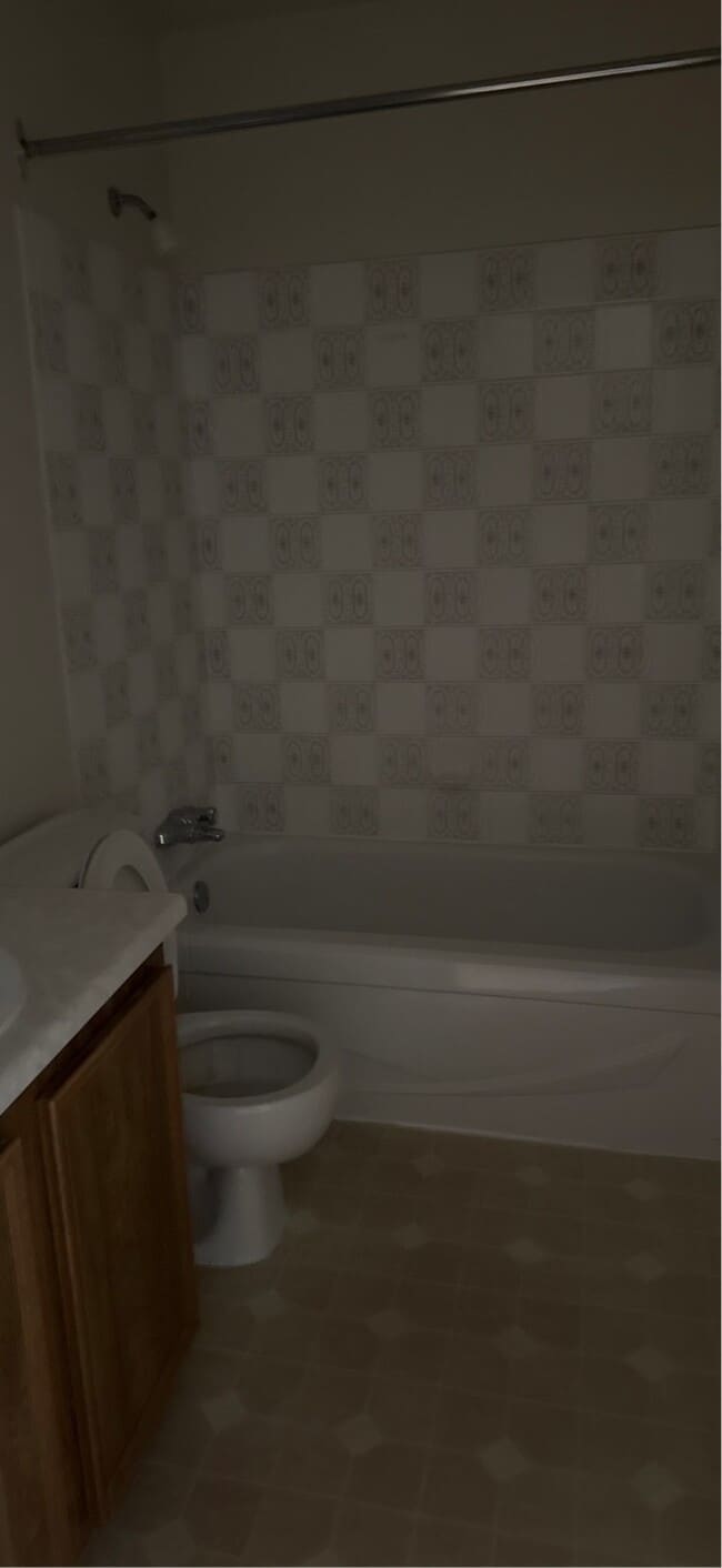 Photo - 4917-4961 61 Ave Unit CS-304