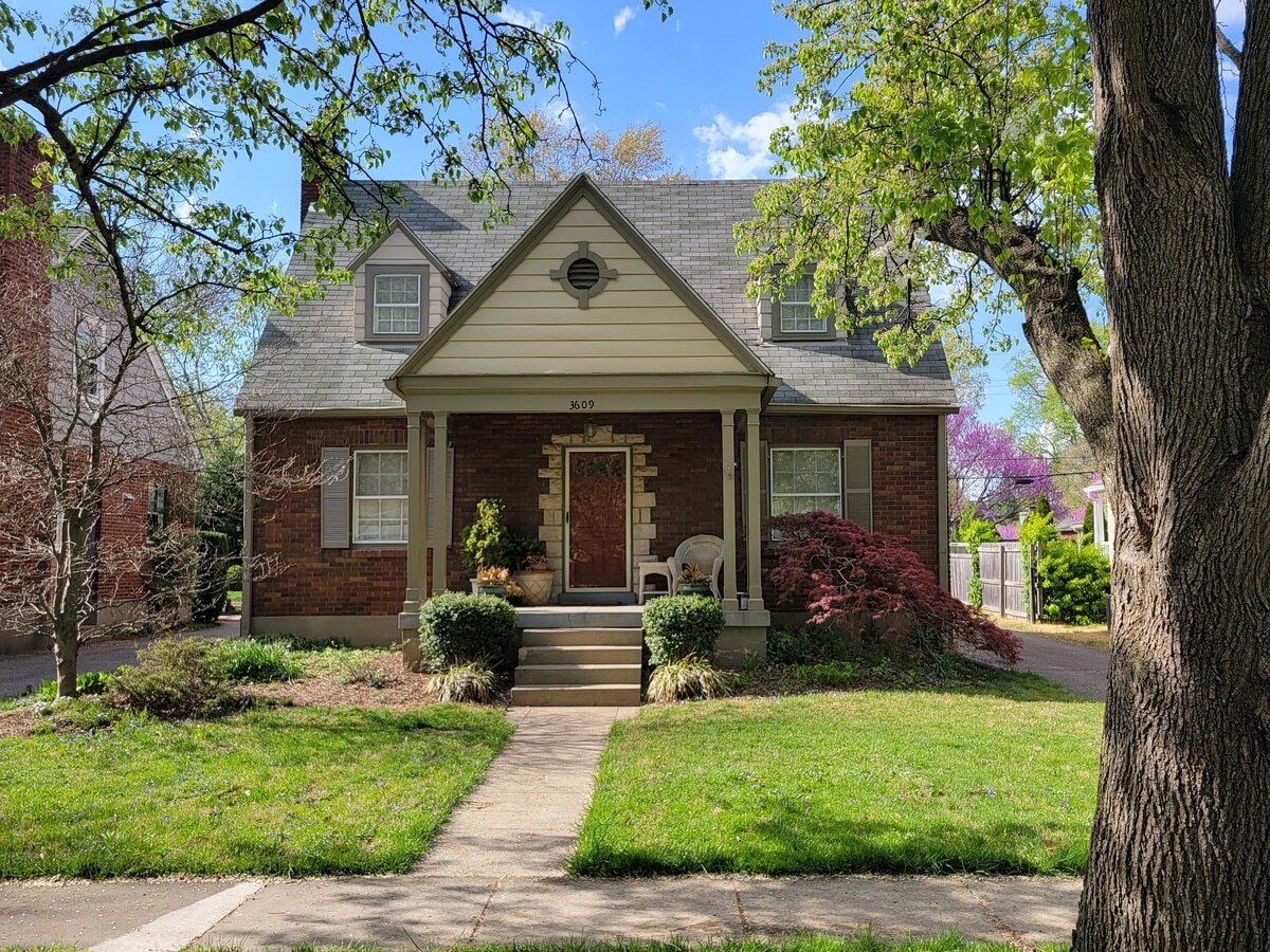 Photo - 3609 Hycliffe Ave