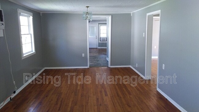 Photo - 2284 Treadwell Rd