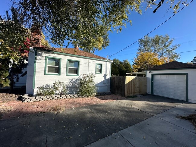 Photo - 920 Vine St
