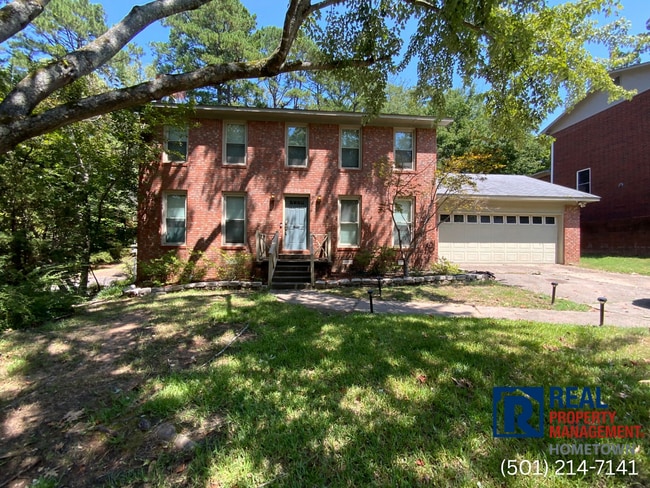 Building Photo - 711 Shea Dr
