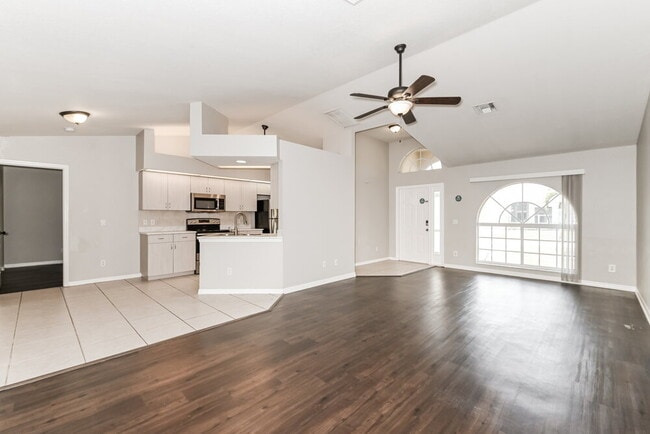 Photo - 1901 SW 26th Terrace