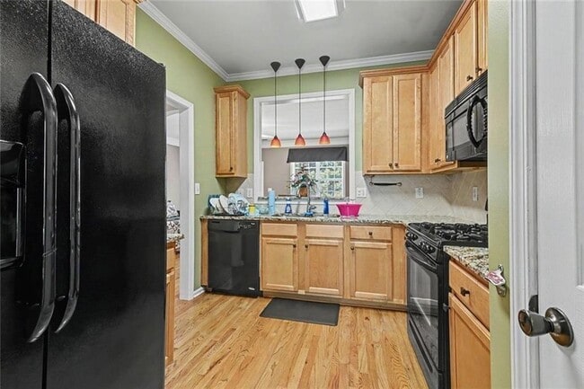 Photo - 1533 Endurance Hill Dr NW
