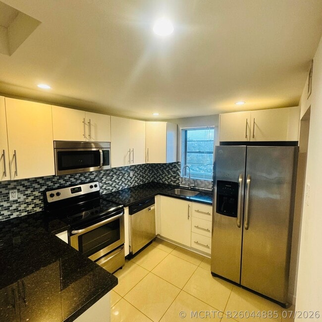 Photo - 9235 SW 8th St Unit 503