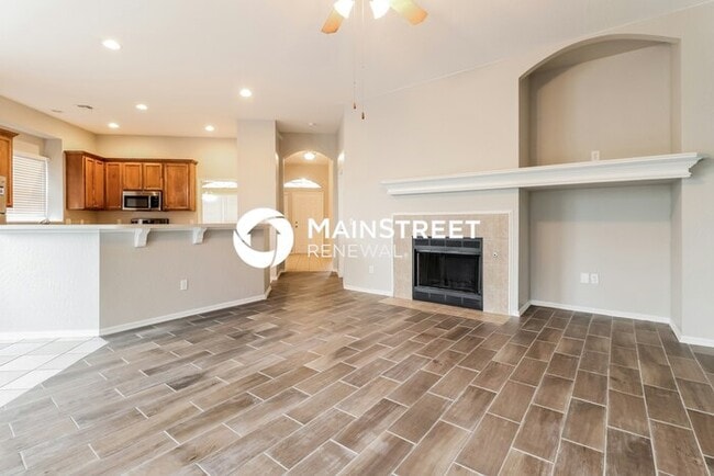 Photo - 4 Bedroom Pet-Friendly Home in Moore, OK with Main Street Renewal