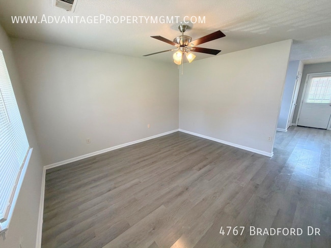 Photo - 4767 Bradford Dr