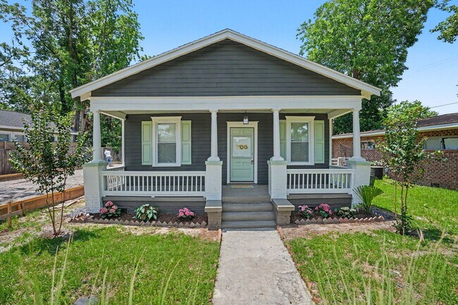 705 E 32nd St Unidad #1