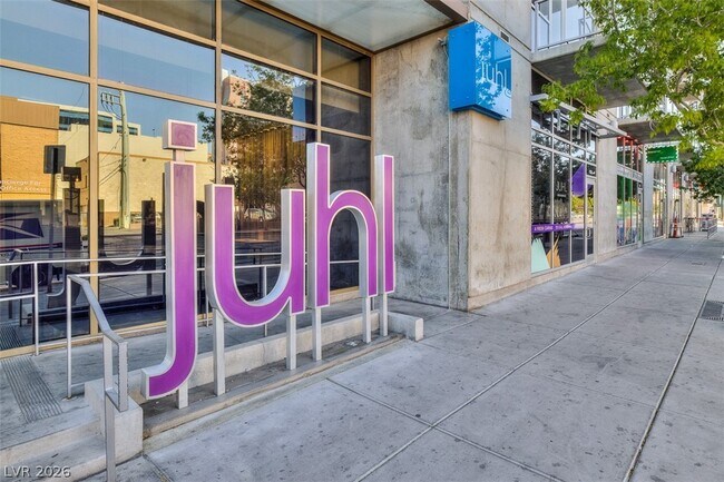 Photo - 353 E Bonneville Ave Unit 555