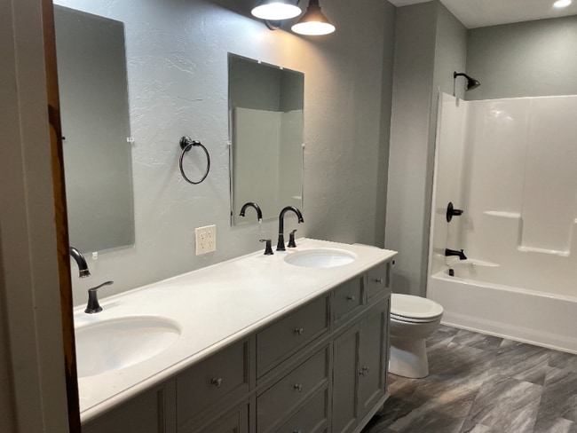 Photo - 39083 Hwy 92