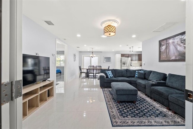 Photo - 204 44th Ave