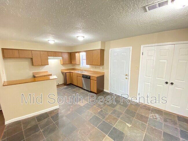 Photo - 4175 Hickory Grove Rd