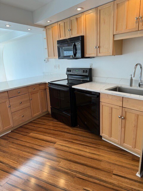 Photo - 300 N State St Unit 2410