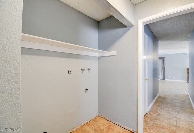 Photo - 4197 Laurel Park Ave