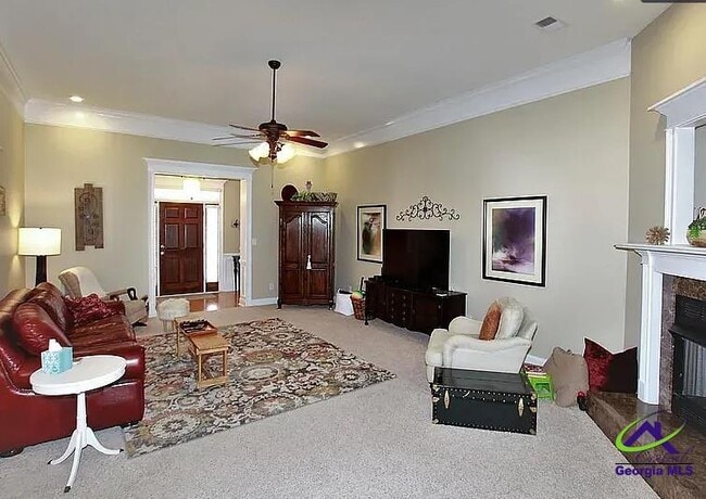 Photo - 139 Addington Dr