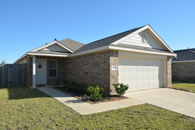 Building Photo - 379 Jewett Meadow Dr