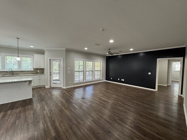 Photo - Available now FOR RENT in Dothan, AL!!