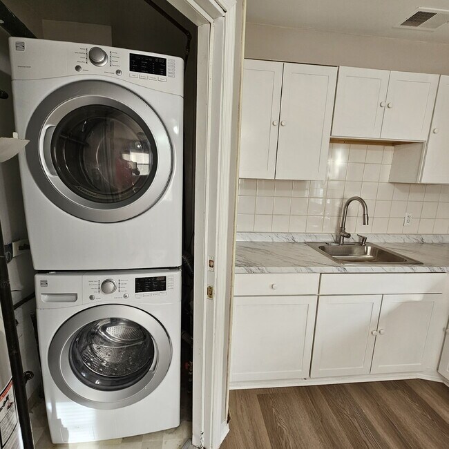 Photo - 3 Bedroom Bungalow w/ Updated Kitchen and ...