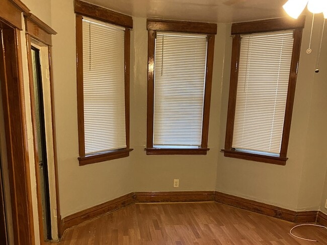 Photo - 8324 S Baker Ave Unidad 2