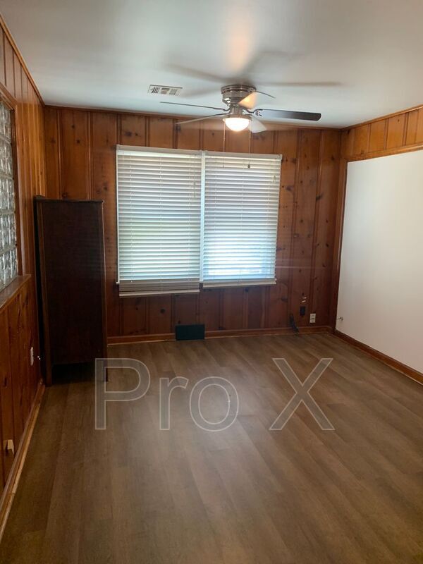 Photo - 2804 Kentucky Ave