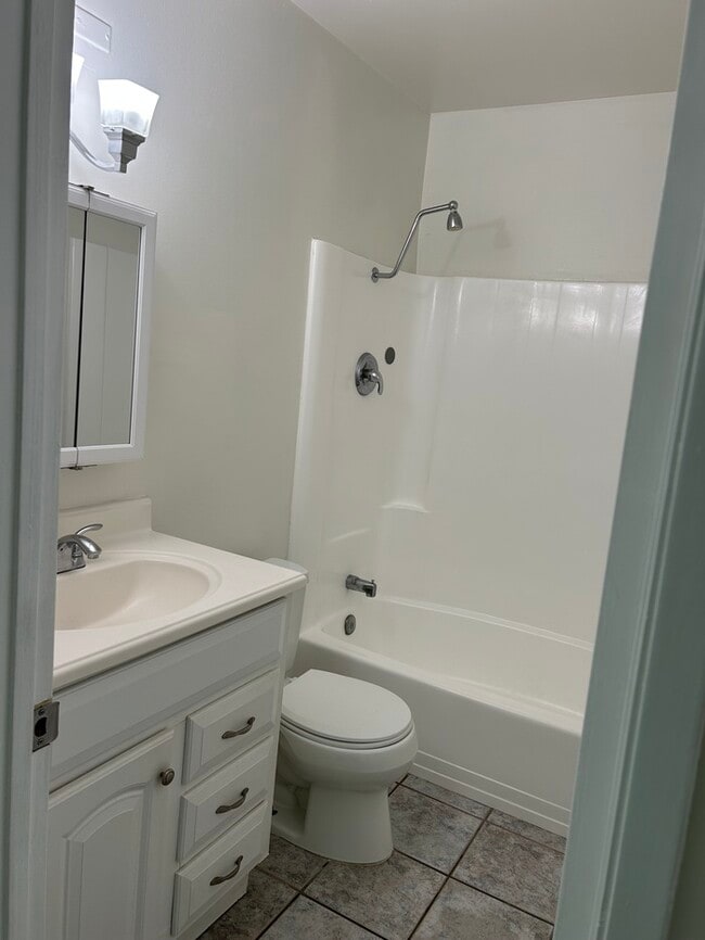 Photo - VERY NICE 2BD & 2.5BA CONDO IN PARAMOUNT Unit C12