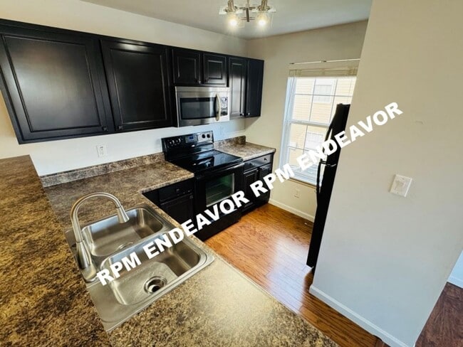 Photo - 2 Bed, 2 Bath, Move in Ready!