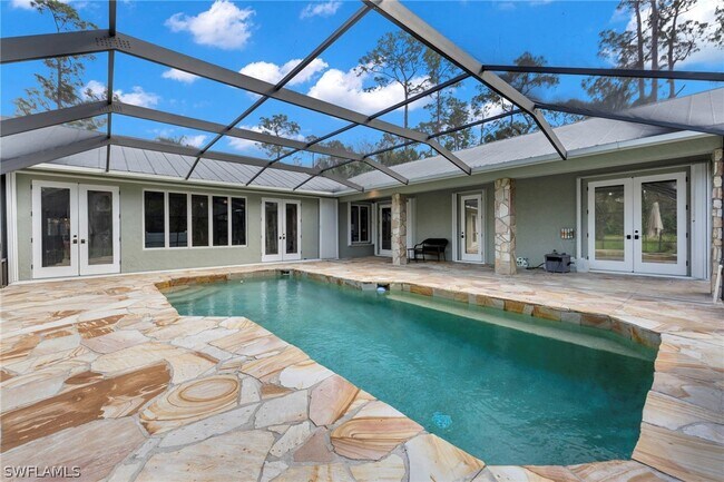 Photo - 840 Jung Blvd W