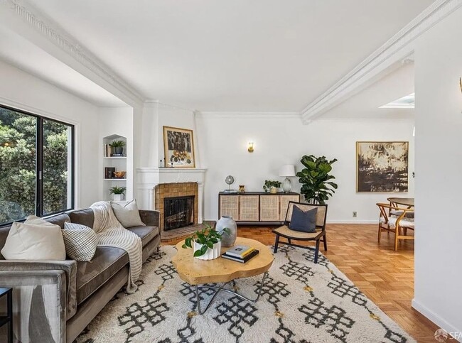 Photo - 845 44th Ave