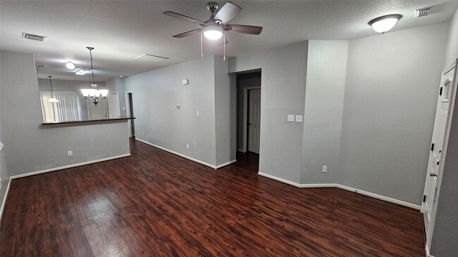 Photo - 4014 Mossy Pl Ln