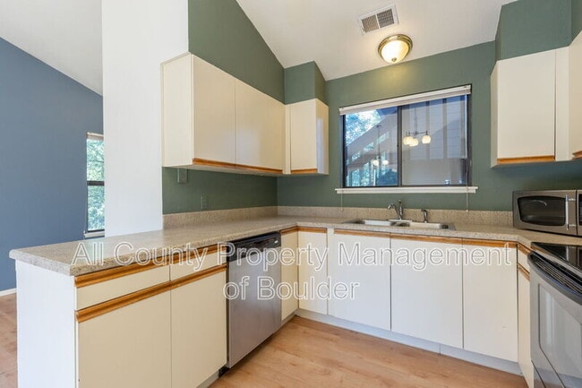 Photo - 5550 Stonewall Pl Unit 34