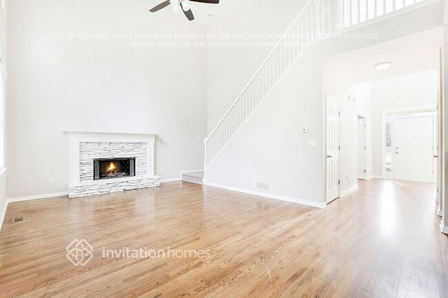 Photo - 1413 Amberton Way